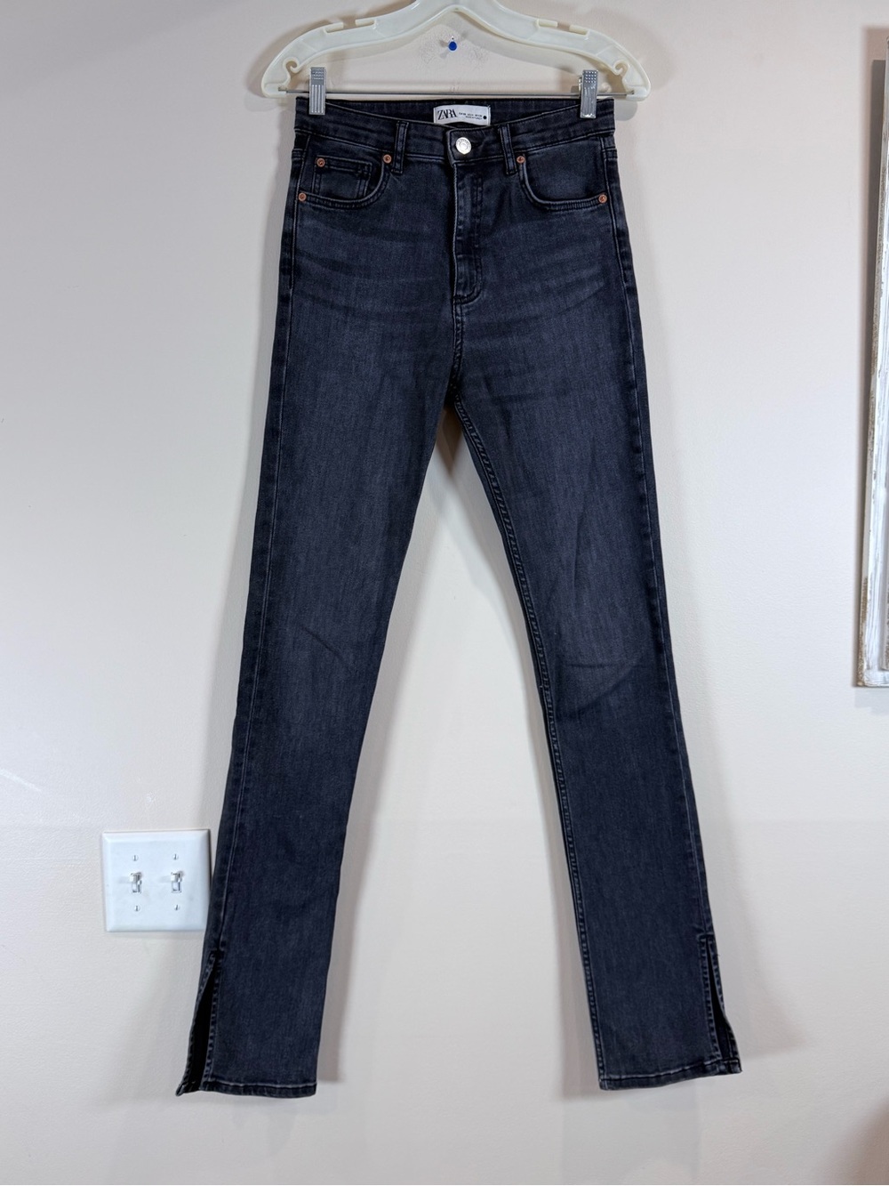 🔥Zara Women’s Black High-Rise Slim Jeans Size 4 EC🔥